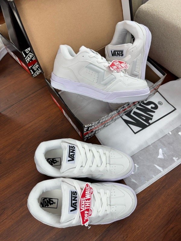 Producto - VANS UPLAND BLANCO