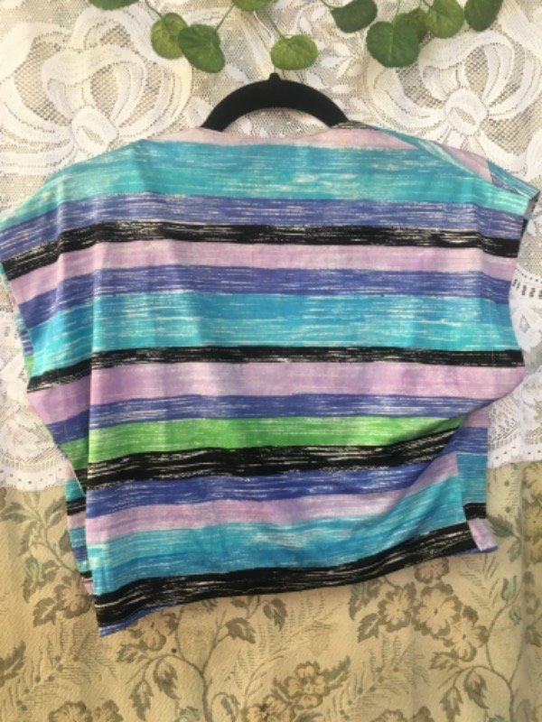 Top cruzado colores — imagen 3