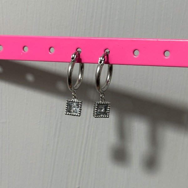 Producto - Aros Mini Cuadrados Strass