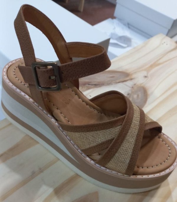 Producto - SANDALIA 2027 CHOCOLATE