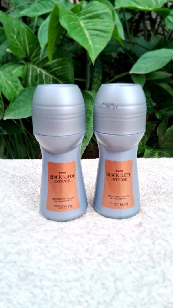 Producto - Desodorante masculino antitranspirante Roll-on 50ml Black Suede Intense