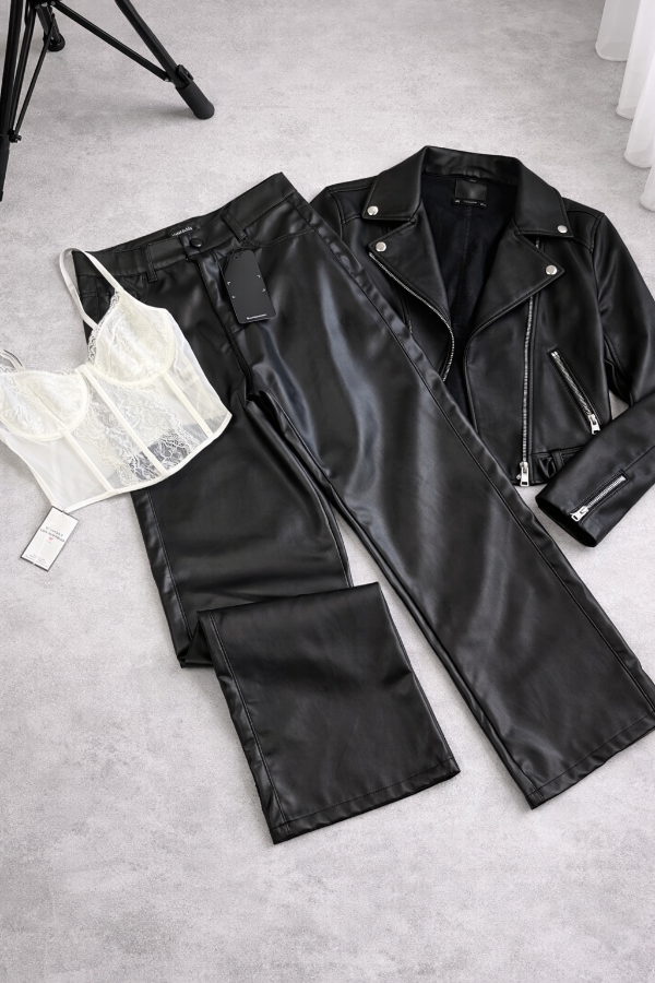 Producto - Pant Wide Cuero Isostasia