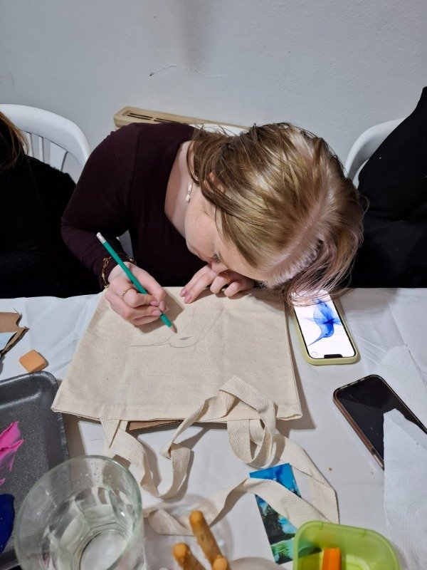 Producto - Taller creativo Pintá tu tote bag - 10