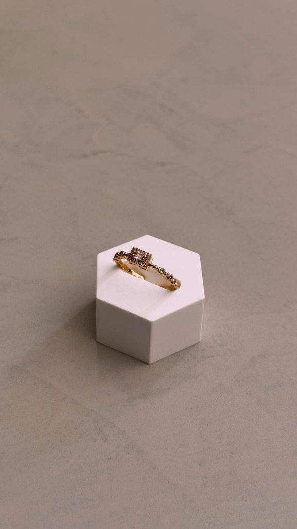 Producto - Anillo cubic gold