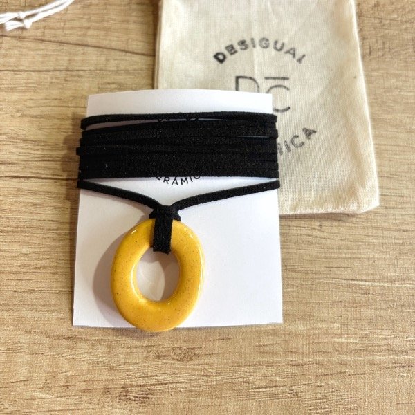 Producto - Choker Giulia ocre