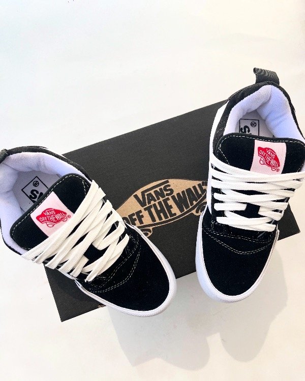 Producto - VANS KNU