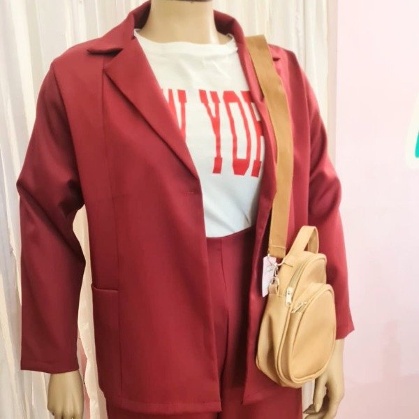 Producto - Blazer bordo 6728