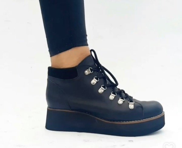 Producto - Borcegos Floter negros