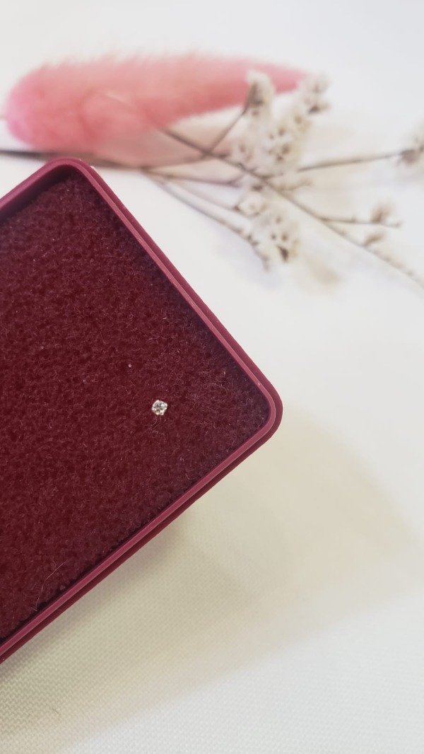 Producto - Piercing mini pelotita y strass