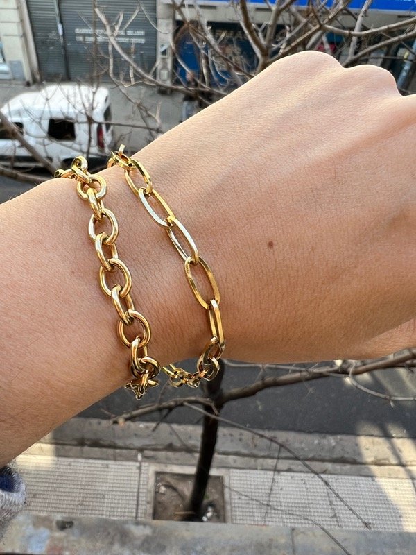 Producto - 2 pulseras de acero dorado