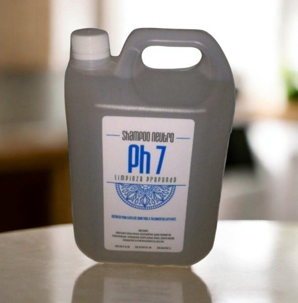 Producto - shampo neutro ph7 lan x 2 litros