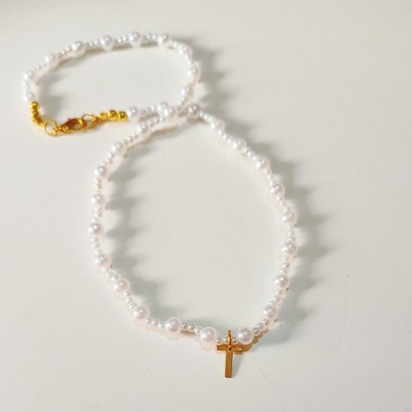Producto - Collar de perlas letra