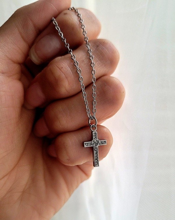 Producto - Gargantilla cruz strass blanco con corazon AQ