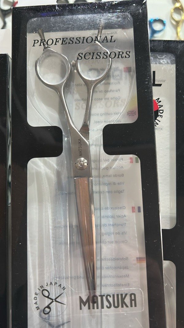 Producto - Tijera de corte matsuka 6'5