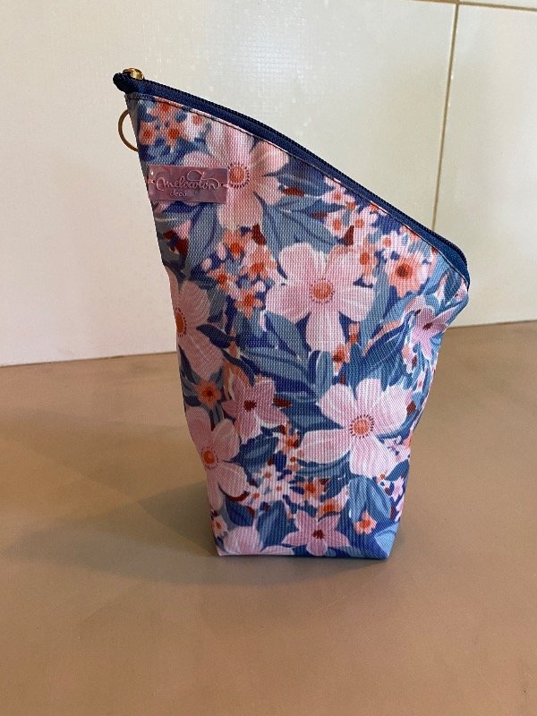 Producto - Yerbera impermeable Flores fdo azul - 0