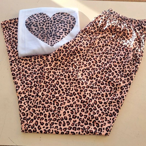 Producto - Pijama largo Corazón Print