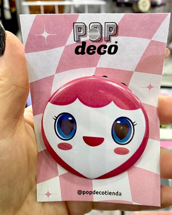 Producto - Pin Lovely rosa