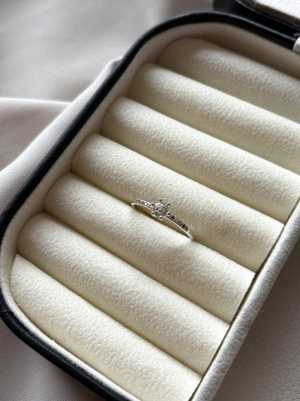Producto - anillo sophie micropave y cubic talle 18