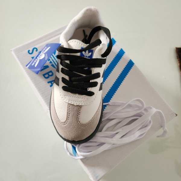 Producto - ZAPATILLAS ADIDAS SAMBA UNISE SUELA NEGRA