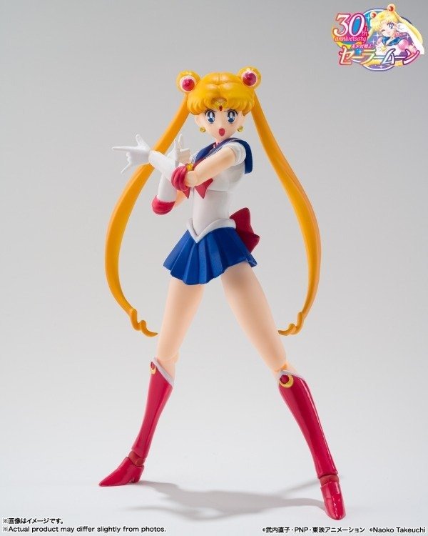 Producto - Figura Original S.H.Figuarts Sailor Moon - Bandai Tamashii Nations.