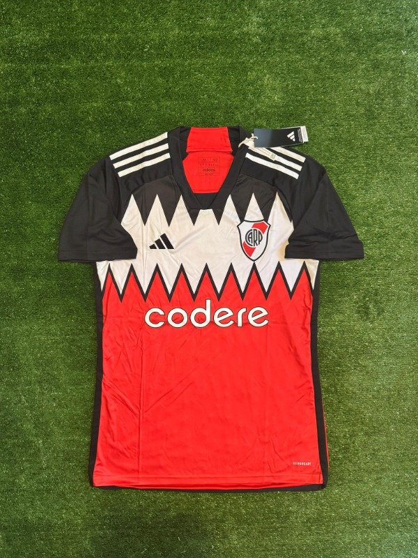 Camiseta Alternativa Aeroready 2023/24