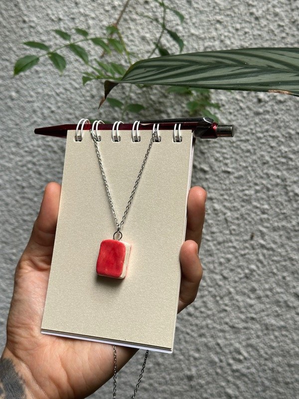 Producto - Collar libro