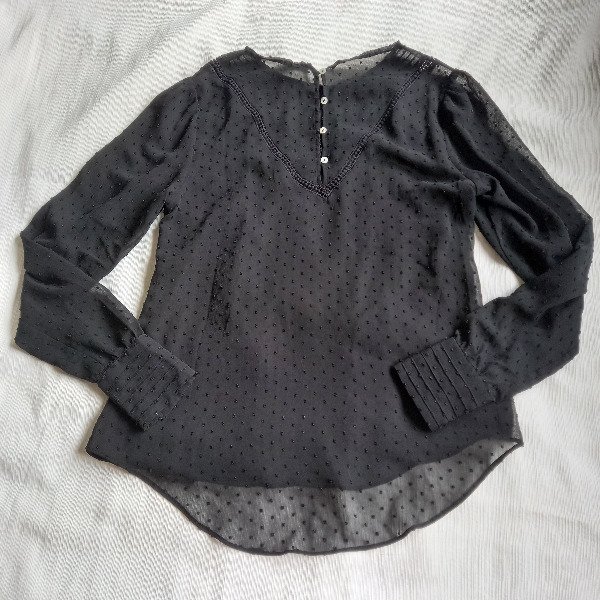 Producto - Blusa translúcida manga larga (T. S)