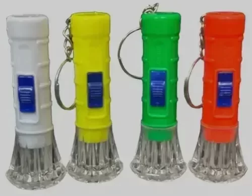 Producto - Linterna Mini a Pilas 831