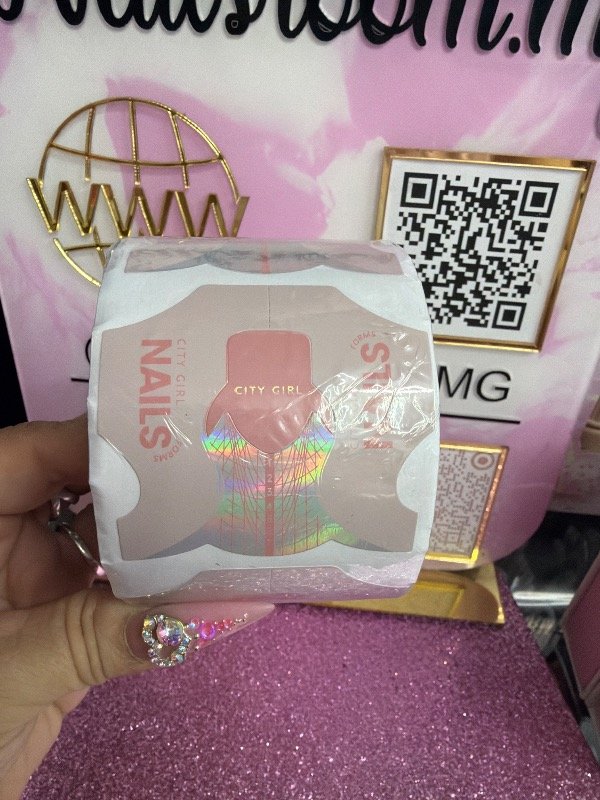 Producto - Rollo de moldes city girl para uñas almendras