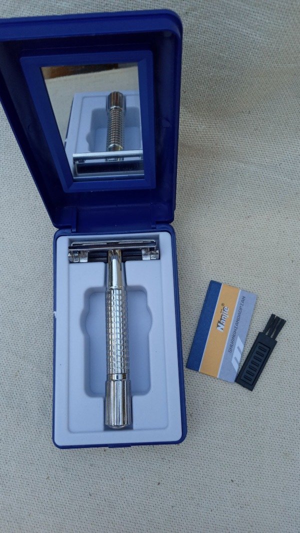 Producto - Afeitadora de acero inoxidable