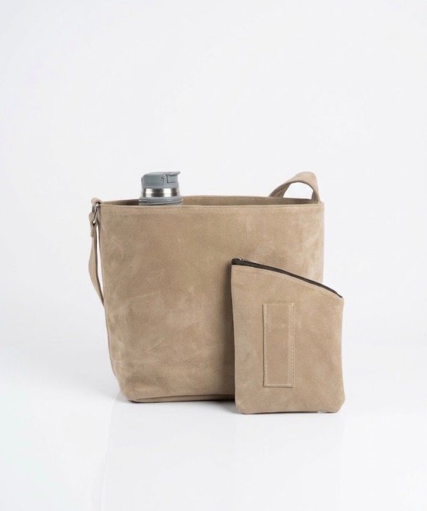 Producto - Cartera matera gamuzada beige