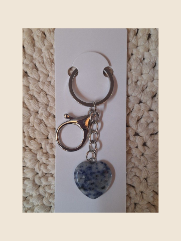 Producto - Llavero de piedras energéticas "Corazón"