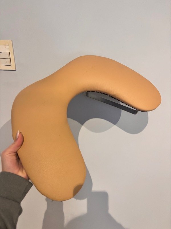 Producto - apoya brazos / manos ergonómico patas metálicas - beige