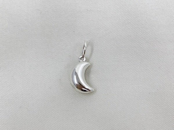 Producto - Dije plata inflada LUNA