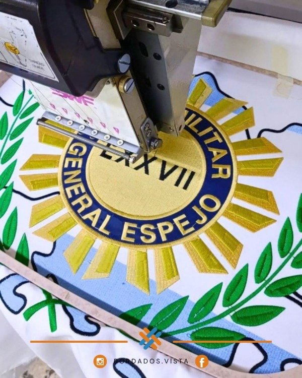 Producto - Bandera - Liceo Mlitar - 1