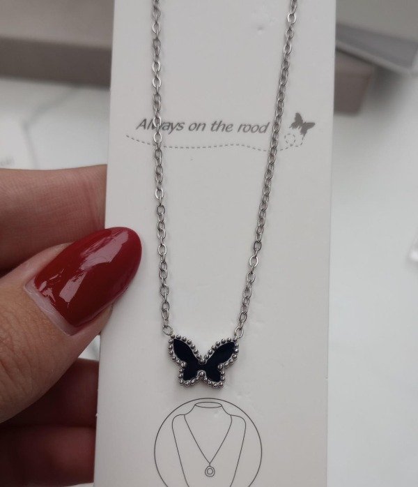 Producto - Collar con Mariposa - Negro