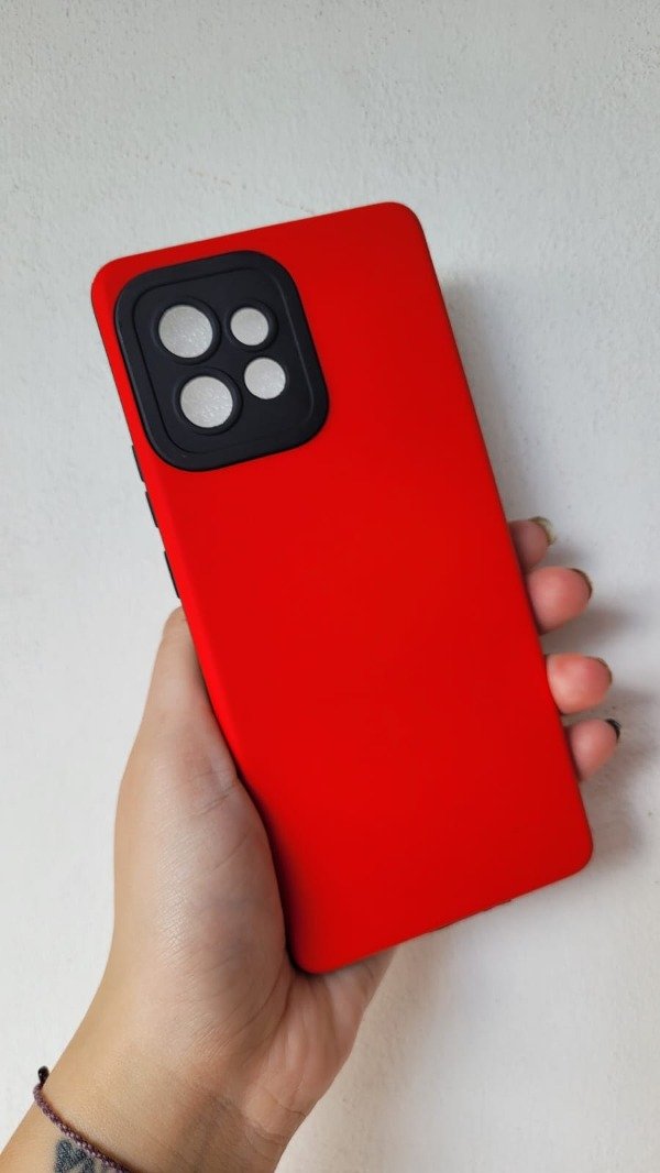 Producto - Edge 40 Pro Funda Anti Golpe Rojo