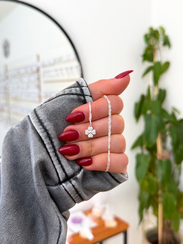Producto - Cadenita plata 925 trébol micropave