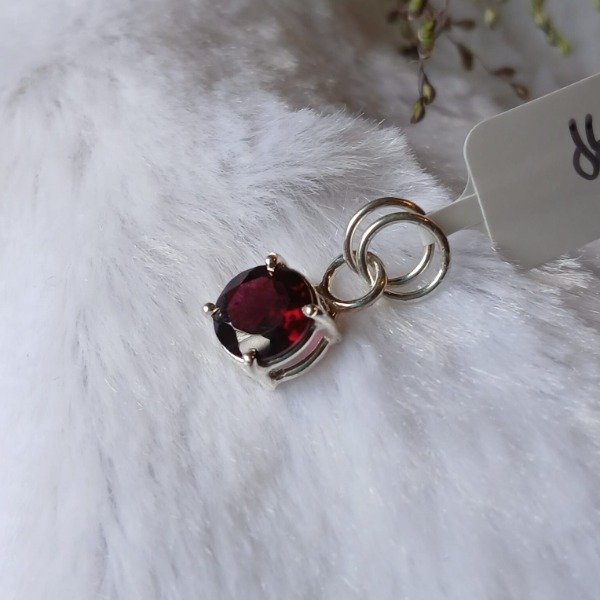 Producto - Dije granate