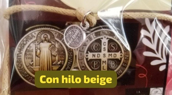 Producto - Pulsera ajustable con estuche hilo encerado