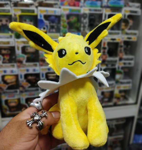 Producto - Peluche Pokemon Jolteon 20cm
