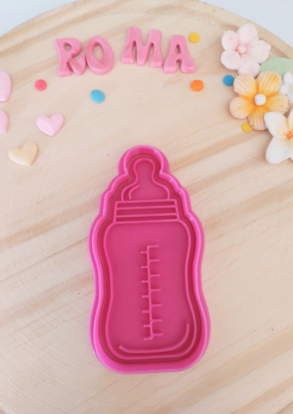 Producto - Cortante con estampador Mamadera