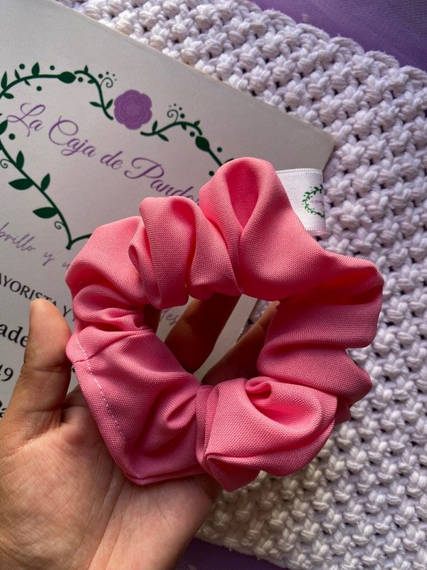 Producto - Scrunchie mini rosa bebe tropical