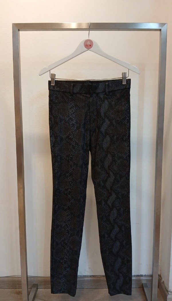 Producto - Legging ZARA (S) engomado reptil
