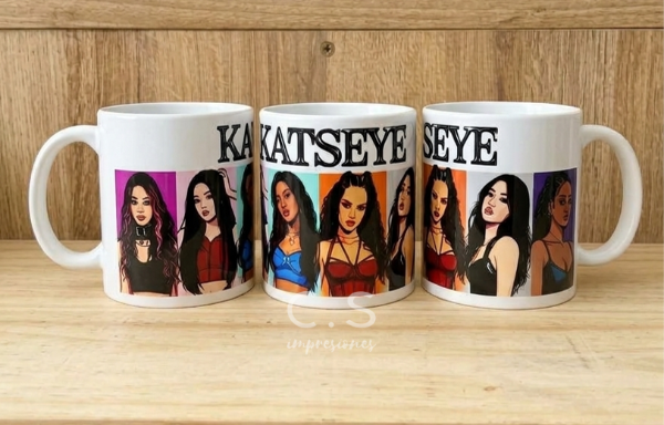 Producto - TAZA KATSEYE