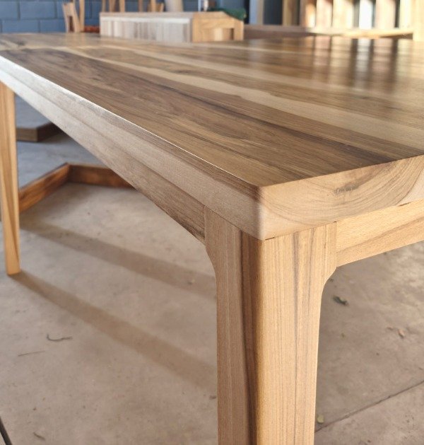 Producto - MESA ELEGANTE