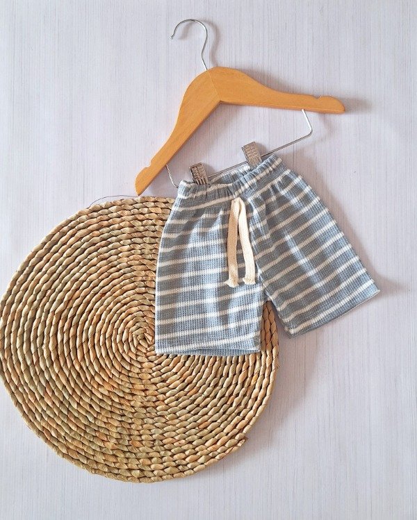 Producto - Short Wafle Panal Líneas Gris