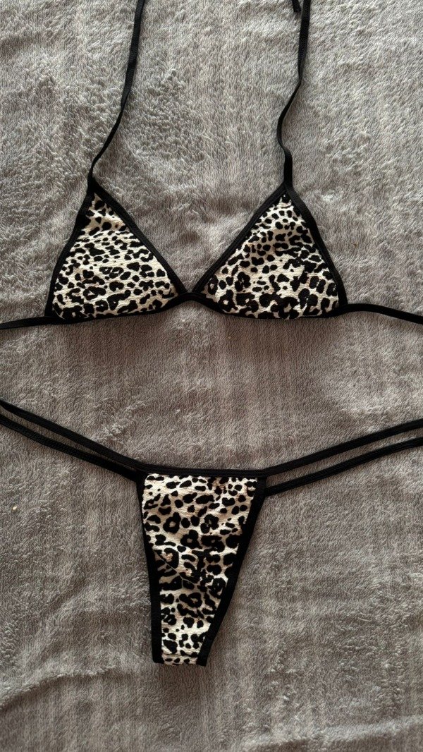 Producto - Bikini print promo