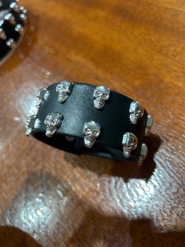 Producto - Pulsera calaveras