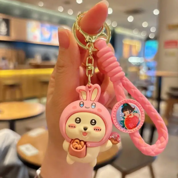 Producto - Llavero Usagi Disfraz